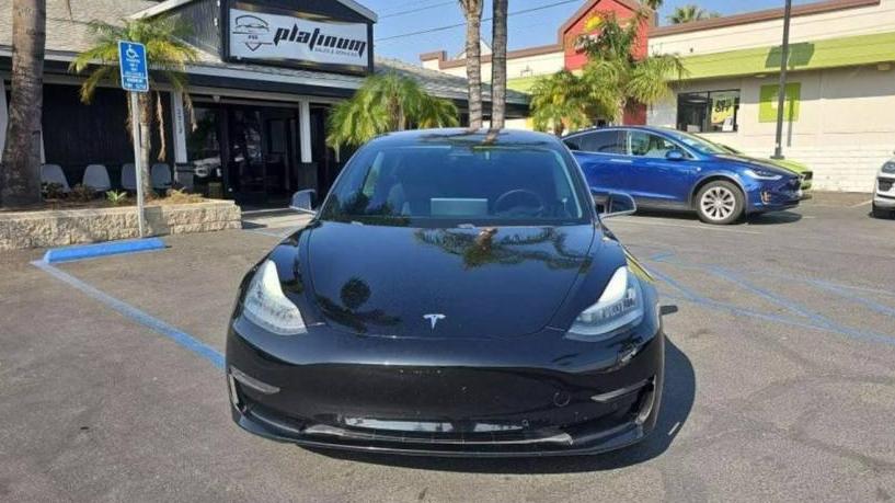 TESLA MODEL 3 2018 5YJ3E1EB7JF127877 image